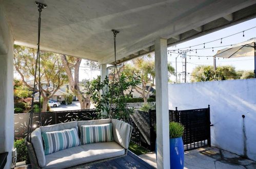 525 De La Guerra St, Santa Barbara CA  93103-3009 exterior