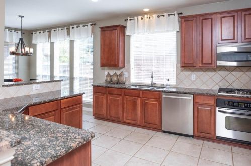 4500 Sandra Lynn Dr, Lewisville TX  75022-1004 exterior