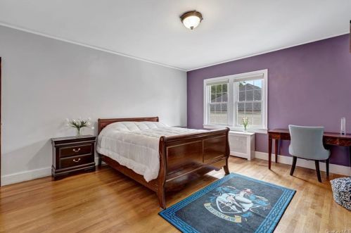 380 Summit Ave, Mount Vernon NY  10552-2206 exterior