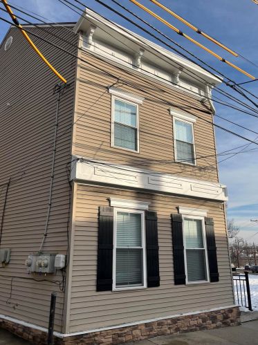 658 Pike St, Covington KY 41011-2127 exterior