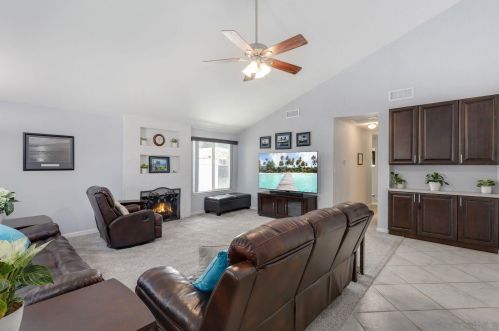 8531 Menkar Rd, San Diego, CA 92126-1354
