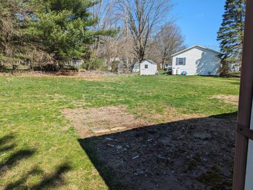 1024 Cherry Tree Xing, Breinigsville PA  18031-1607 exterior