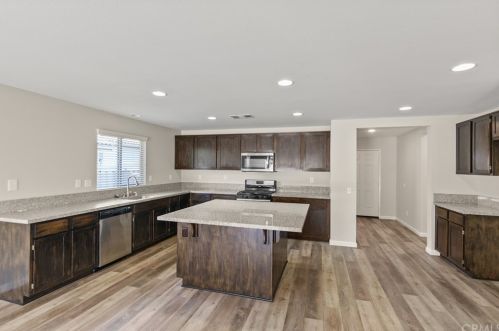 34079 Agaliya Ct, Lake Elsinore, CA 92532-2967