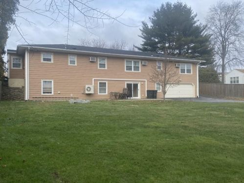 4 Hopewell Ave, Providence, RI 02904-4326