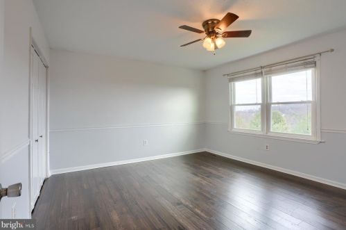 70 Acomo Dr, Siddonsburg PA  17019-9782 exterior