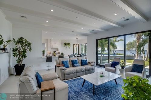 225 Osprey Ct, Vero Beach FL 32963-2652 exterior