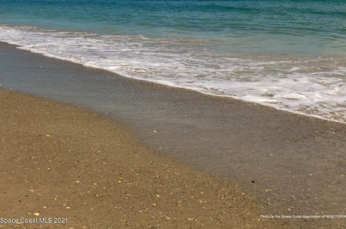 307 Basswood Ct, Cocoa FL  32926-3159 exterior