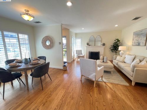 1325 136th Ave, San Leandro CA  94578-2549 exterior