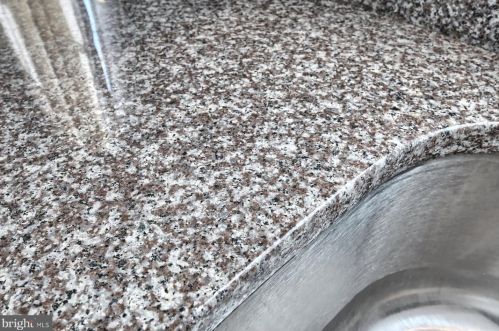 25 Dartmouth St, Harrisburg PA 17109-5100 exterior