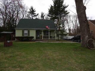20 Willowbrook Rd, Schenectady, NY 12302-5119