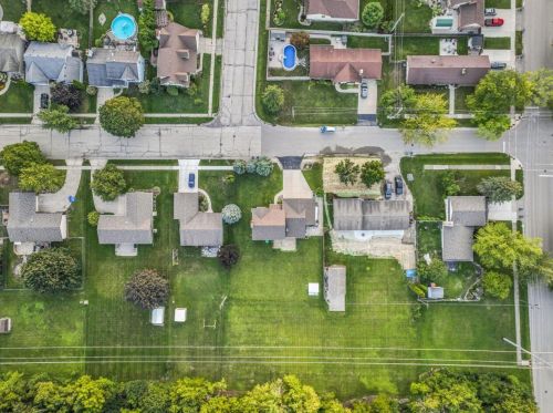 8219 57 Ave, Kenosha WI 53142-4728 exterior