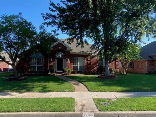 10305 Cecile Dr, Frisco TX  75035-8187 exterior