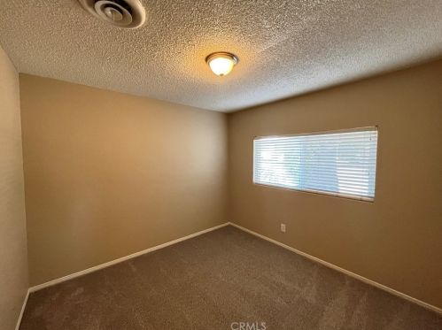 432 Acacia Ave, Rialto CA  92376-2934 exterior