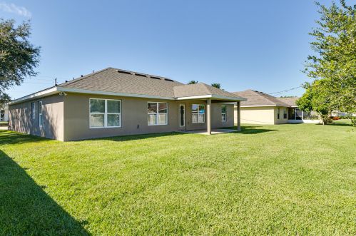 1631 Trumpet Ln, Fort Pierce, FL 34983-3724