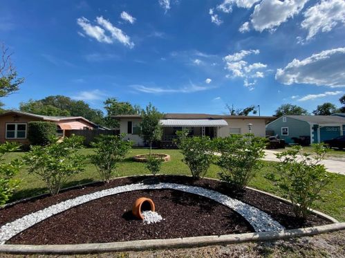 5010 48th Ave, Saint Petersburg, FL 33709-3830