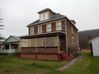 5605 Pleasant Valley Blvd, Birmingham, PA 16686-8569