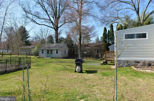 1805 Line St, Lansdale PA 19446-1632 exterior