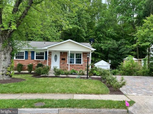 4426 Hendricks Dr, Woodbridge, VA 22193-5148