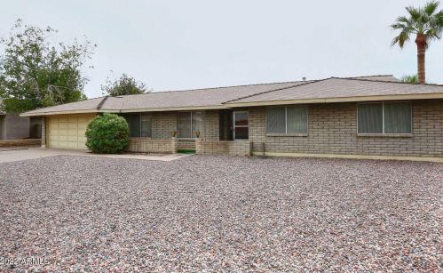 1905 Downing St, Mesa, AZ 85203-6626