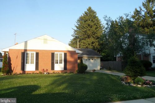 2502 Centerville Rd, Wilmington, DE 19808-1604