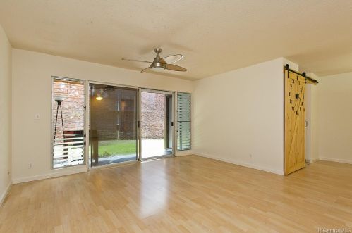 98-444 Kilinoe St, Aiea, HI 96701