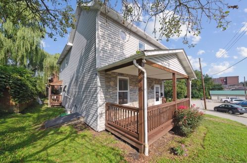 5 Stahl Sq, South Connellsville, PA 15425-4007