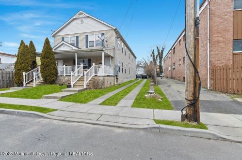 1317 Washington Ave, Tinton Falls, NJ 07712-6348