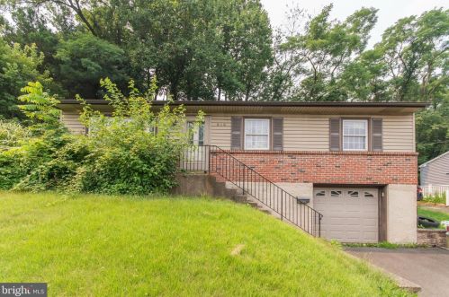 616 Mansfield Rd, Willow Grove, PA 19090-1308