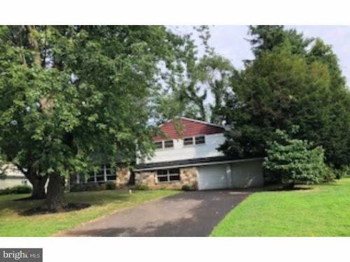 1105 Rock Creek Dr, Wyncote, PA 19095-2013