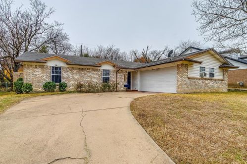 3008 San Marcos Dr, Fort Worth, TX 76116-4831
