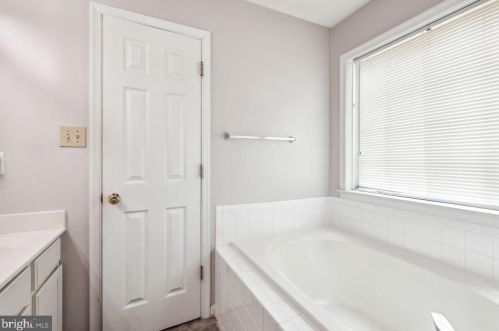 35 Amelia Ct, Fredericksburg VA  22405-6329 exterior