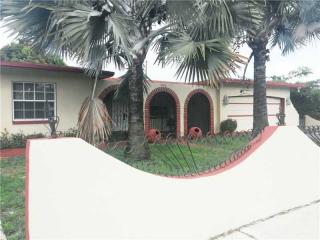 7208 Mckinley St, Hollywood, FL 33024-5427