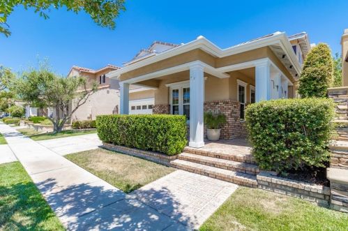 693 Poplar St, Fullerton, CA 92835-4405