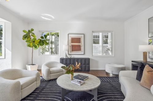 616 Boulevard Way, Oakland, CA 94610-1605