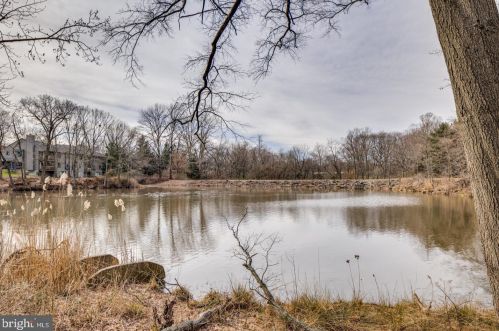 6702 Normandy Dr, Mount Laurel NJ  08054-5993 exterior