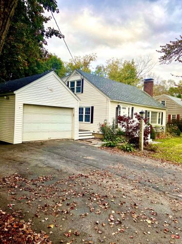 10 Chandler Way, Dover, NH 03820-4684