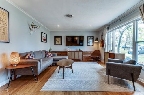 2213 Tierney Rd, Fort Worth TX  76112-3843 exterior