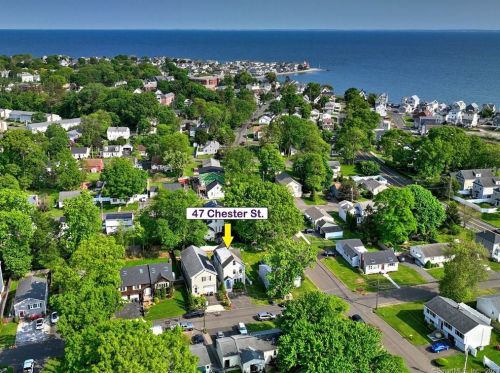 47 Chester St, Milford, CT 06460-7422