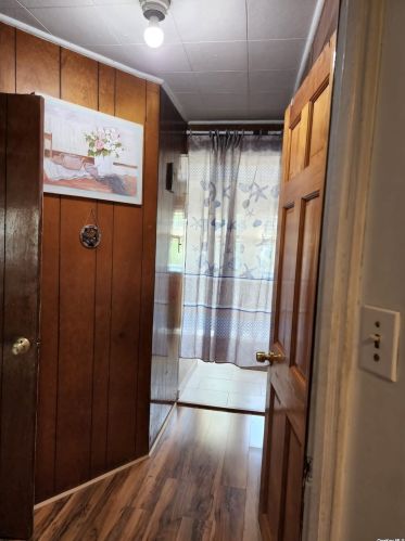 25 Bonta St, Floral Park NY  11003-2104 exterior