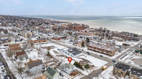 420 7th Ave, Duluth, MN 55805-2062