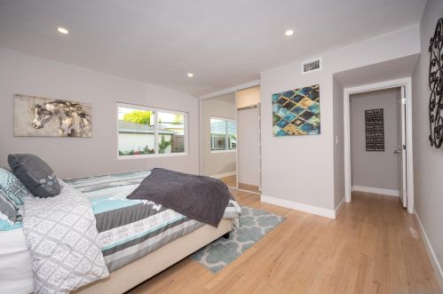 3486 Mountain View Dr, San Diego CA  92116-1950 exterior