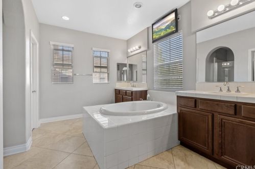 46346 Teton Trl, Temecula CA  92592-4139 exterior