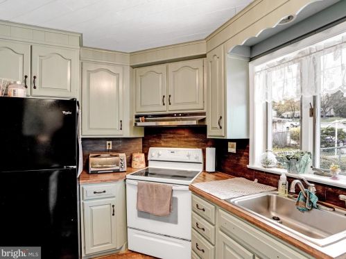 314 Union St, Schuylkill Haven PA  17972-1327 exterior