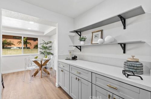 4015 Palmyra Ave, Orange CA  92869-3925 exterior