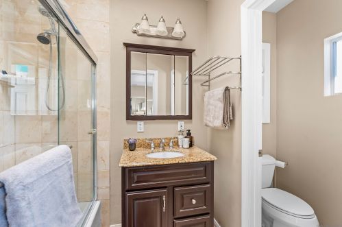 4082 Ingalls St, San Diego CA 92103-1354 exterior