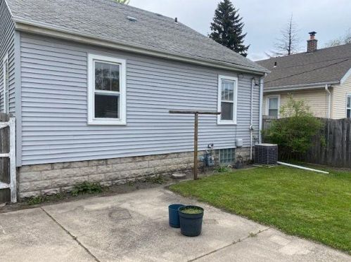 7211 Jackson Ave, Hammond, IN 46324-1901