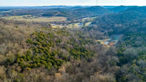 2615 Fayetteville Hwy, Belfast, TN 37019-2096