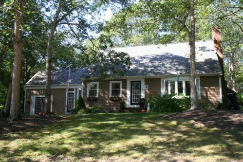 6 Bridle Path, Sandwich, MA 02563-2814