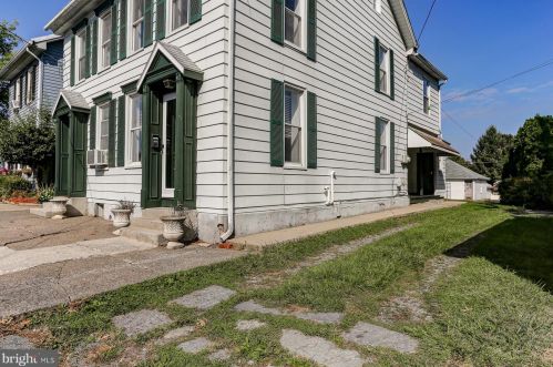 110 Coover St, Navy Sup Dpt PA  17055-4219 exterior