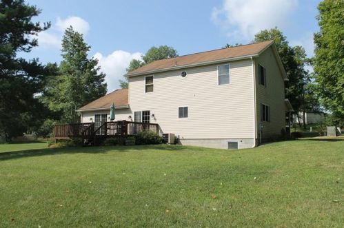 136 Cynthia Way, Somerset, PA 15501-1617